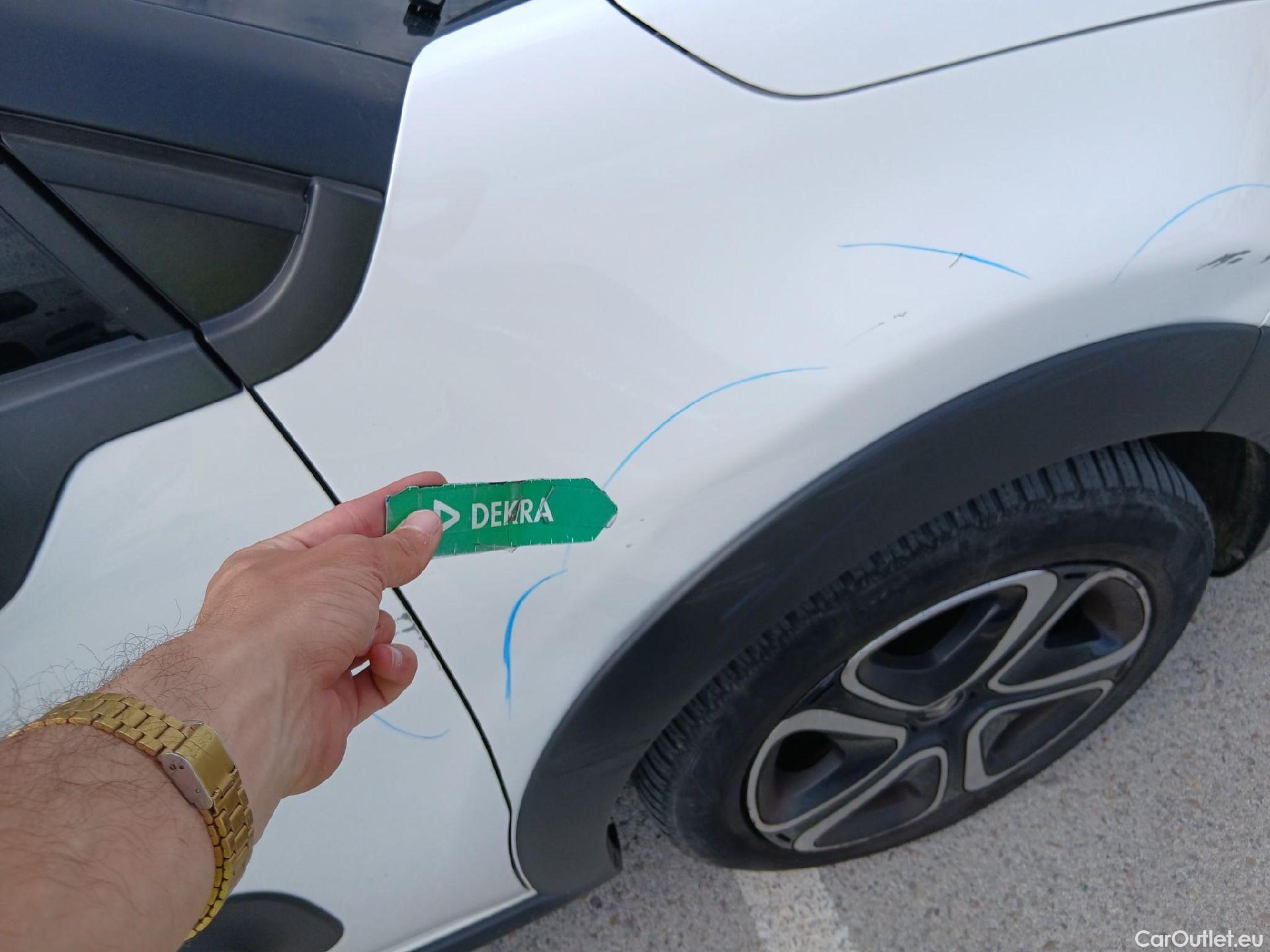  Citroen  C3 CITROEN  / 2020 / 5P / berlina con portón BlueHDi 75KW (100CV) S&S FEEL #75