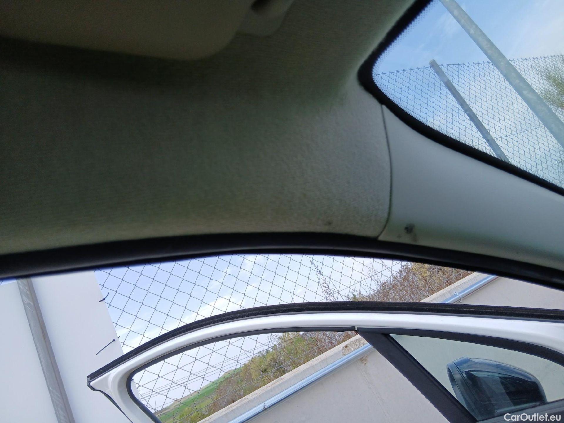  Citroen  C3 CITROEN  / 2020 / 5P / berlina con portón BlueHDi 75KW (100CV) S&S FEEL #44