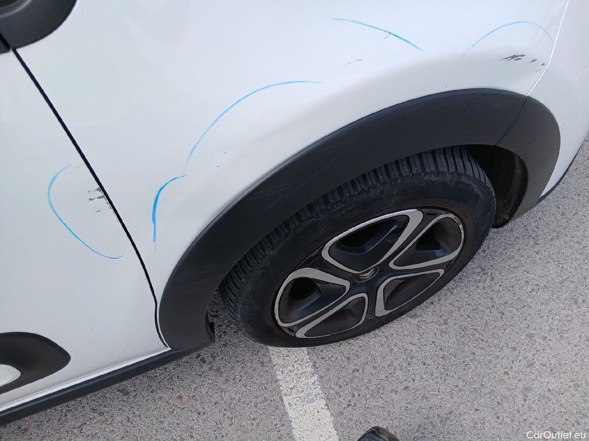  Citroen  C3 CITROEN  / 2020 / 5P / berlina con portón BlueHDi 75KW (100CV) S&S FEEL #77