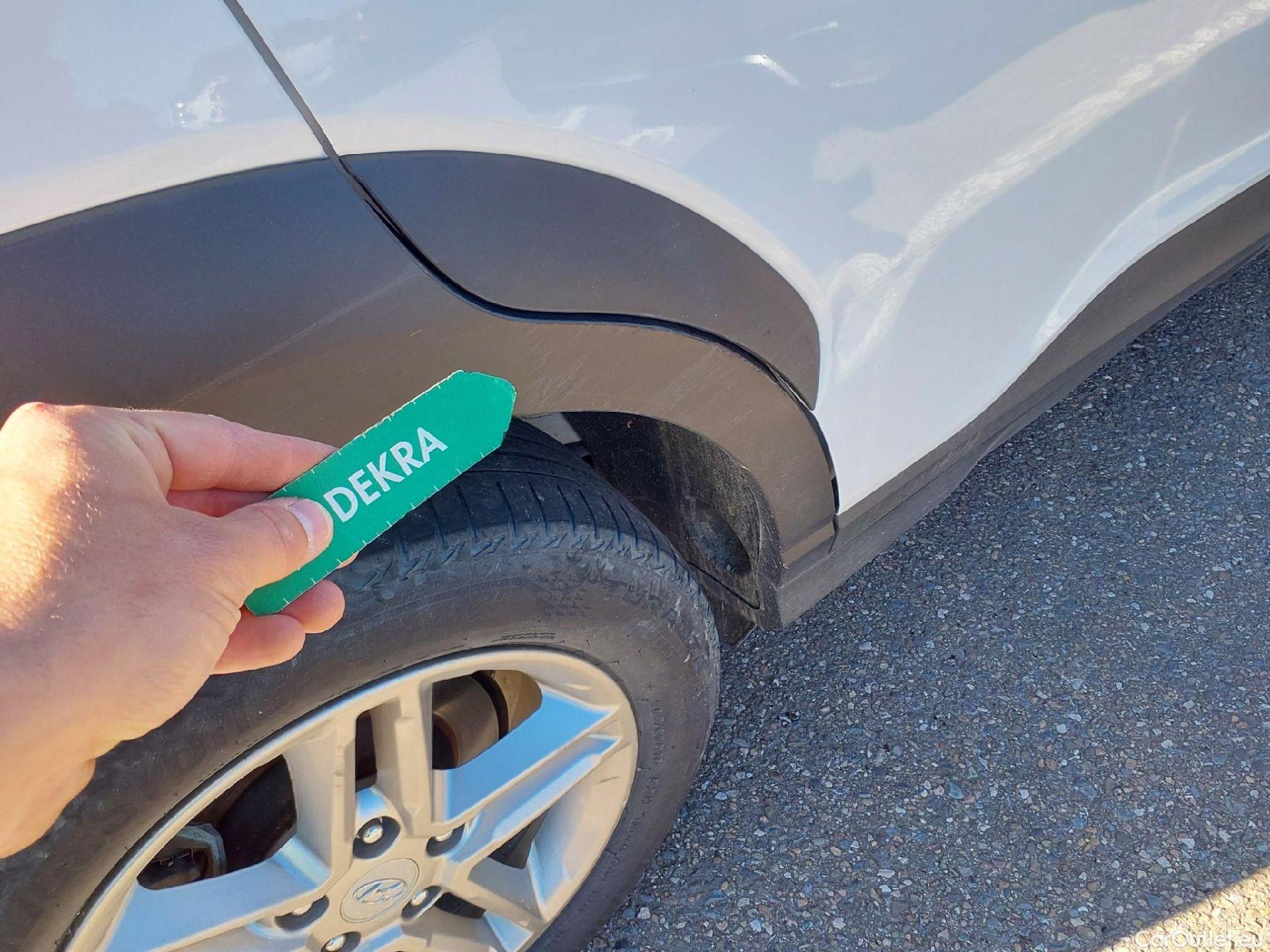  Hyundai  Konna HYUNDAI Kona / 2020 / 5P / todoterreno 1.6 CRDI 100kW (136CV) 48V Maxx 4X2 #15