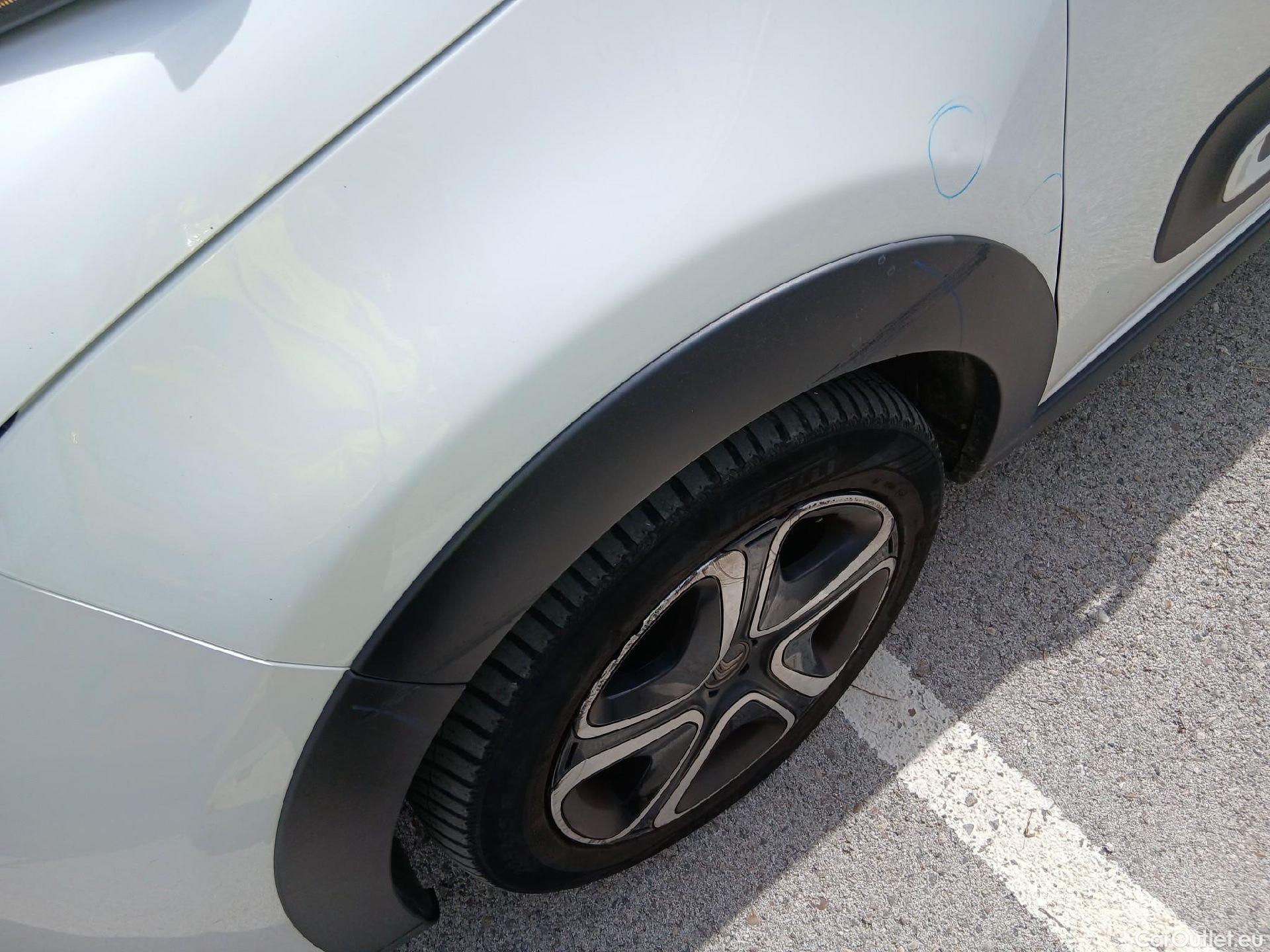  Citroen  C3 CITROEN  / 2020 / 5P / berlina con portón BlueHDi 75KW (100CV) S&S FEEL #17