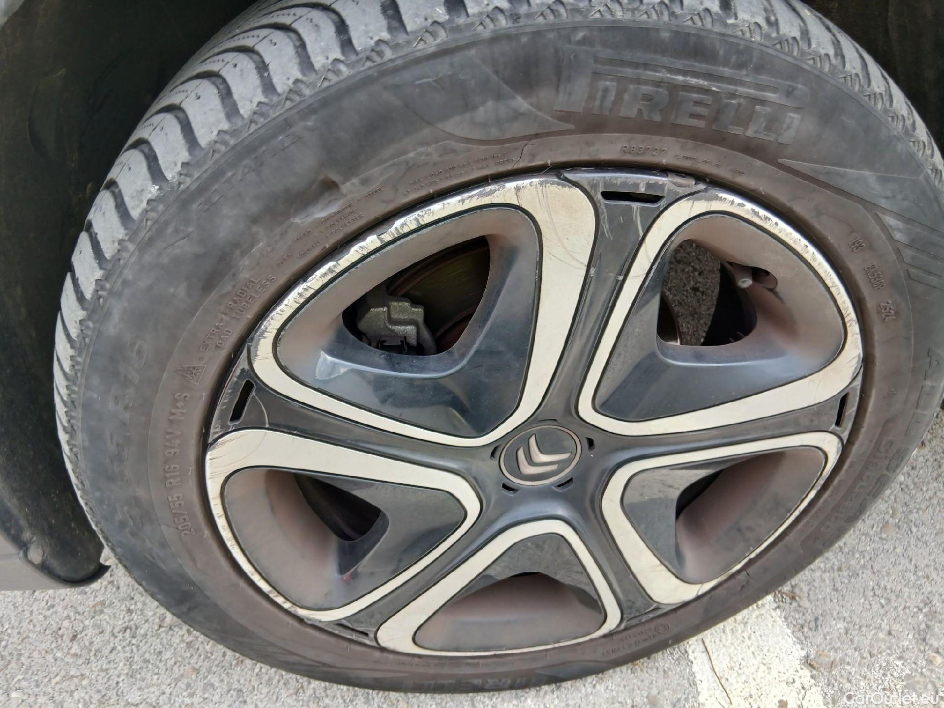  Citroen  C3 CITROEN  / 2020 / 5P / berlina con portón BlueHDi 75KW (100CV) S&S FEEL #23