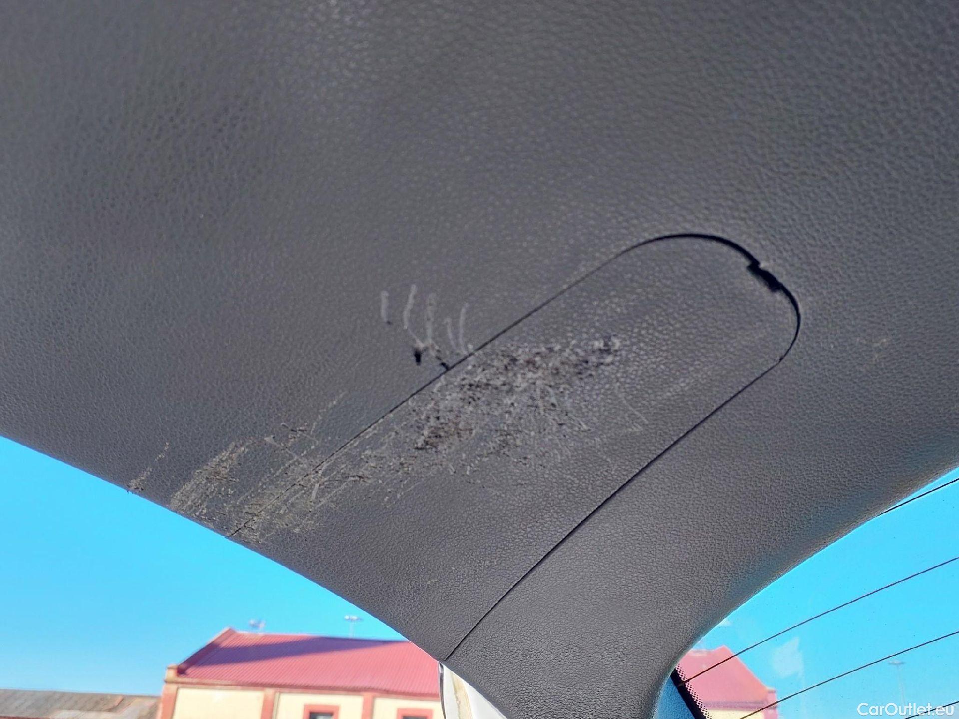  Hyundai  Konna HYUNDAI Kona / 2020 / 5P / todoterreno 1.6 CRDI 100kW (136CV) 48V Maxx 4X2 #40