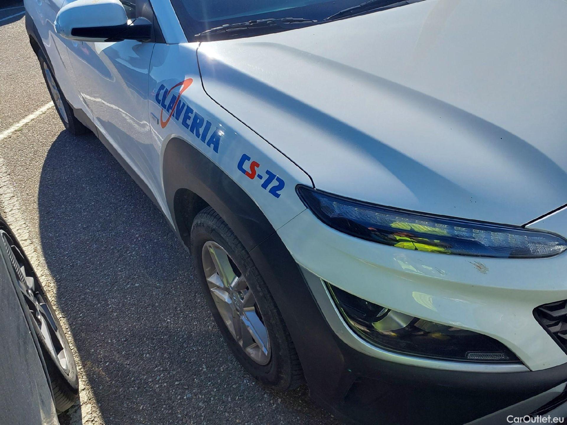  Hyundai  Konna HYUNDAI Kona / 2020 / 5P / todoterreno 1.6 CRDI 100kW (136CV) 48V Maxx 4X2 #28