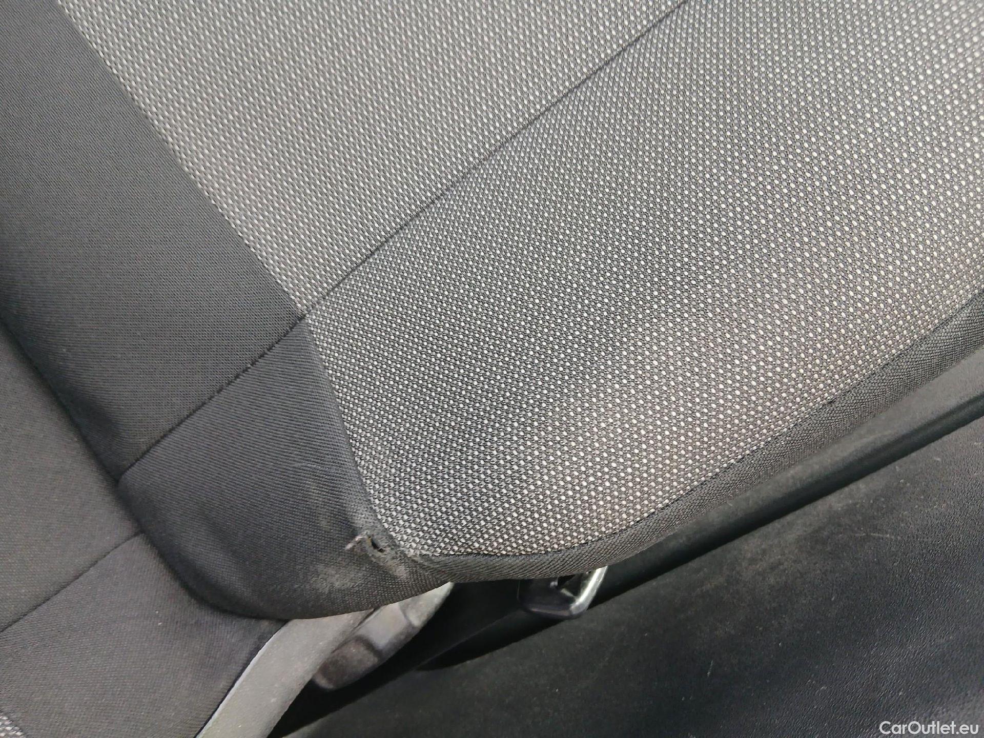  Citroen  C3 CITROEN  / 2020 / 5P / berlina con portón BlueHDi 75KW (100CV) S&S FEEL #38