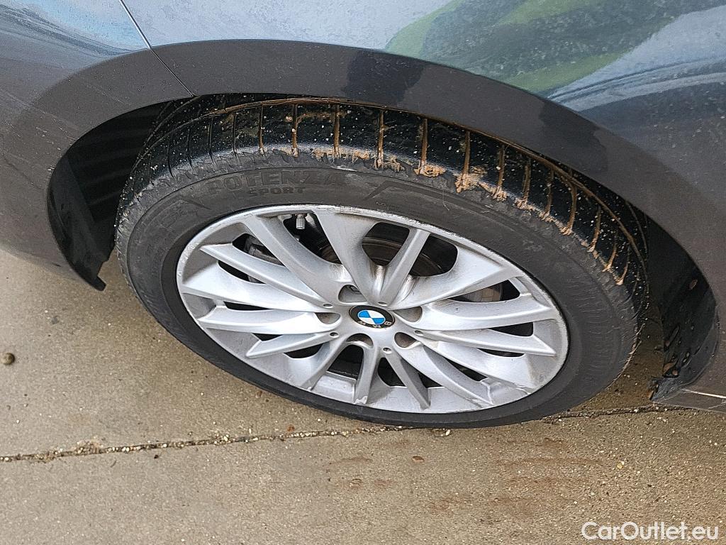  Bmw  Serie 1 BMW  / 2019 / 5P / berlina con portón 118i #1