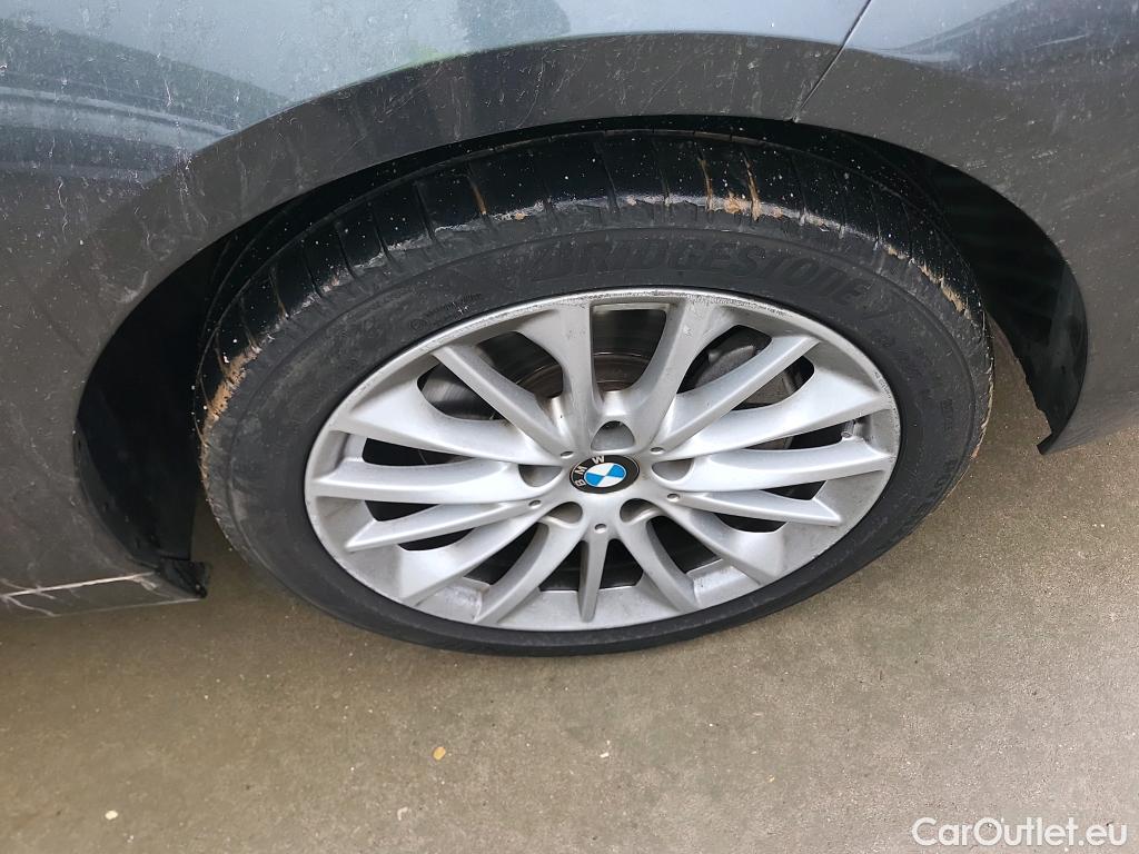  Bmw  Serie 1 BMW  / 2019 / 5P / berlina con portón 118i #3