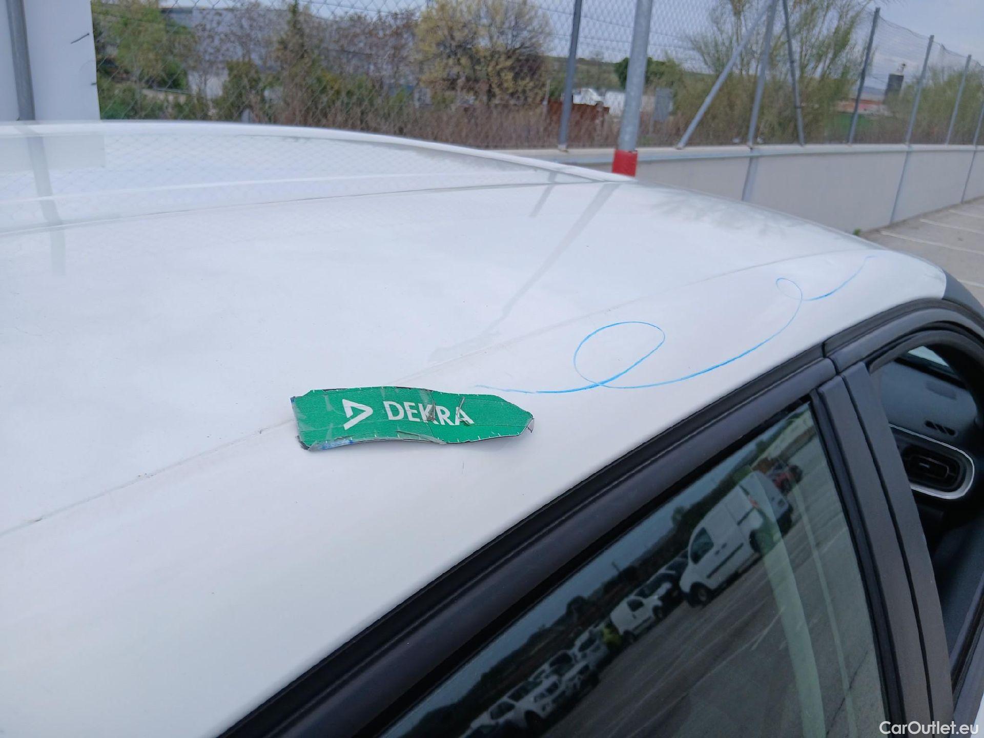  Citroen  C3 CITROEN  / 2020 / 5P / berlina con portón BlueHDi 75KW (100CV) S&S FEEL #70