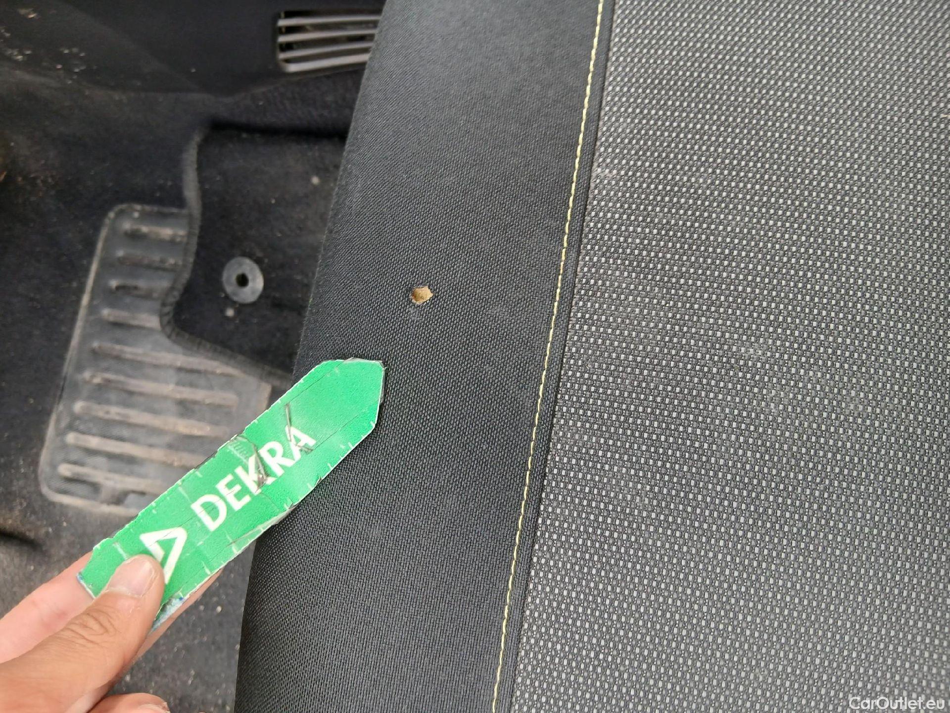  Citroen  C3 CITROEN  / 2020 / 5P / berlina con portón BlueHDi 75KW (100CV) S&S FEEL #36