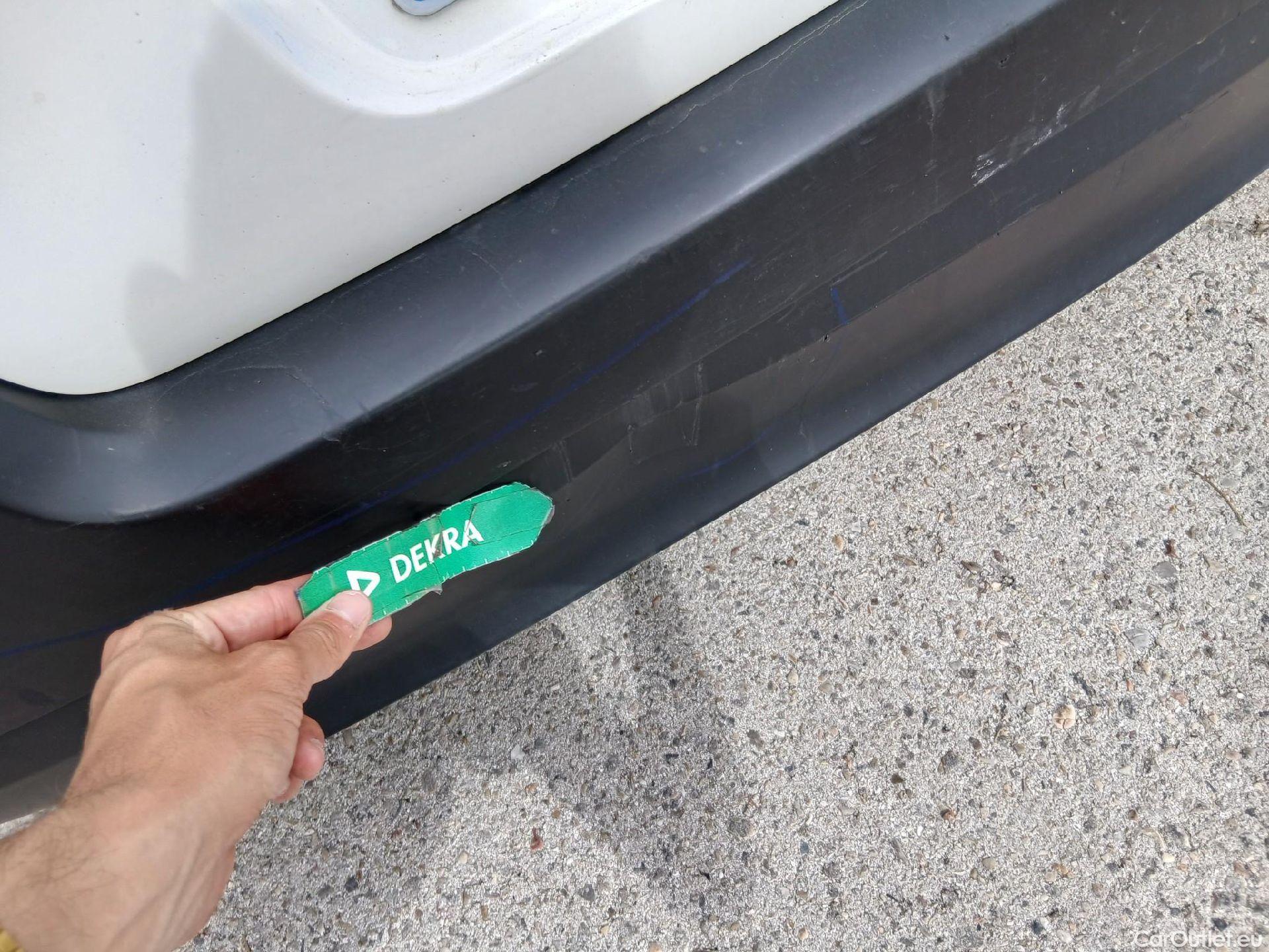  Citroen  C3 CITROEN  / 2020 / 5P / berlina con portón BlueHDi 75KW (100CV) S&S FEEL #53