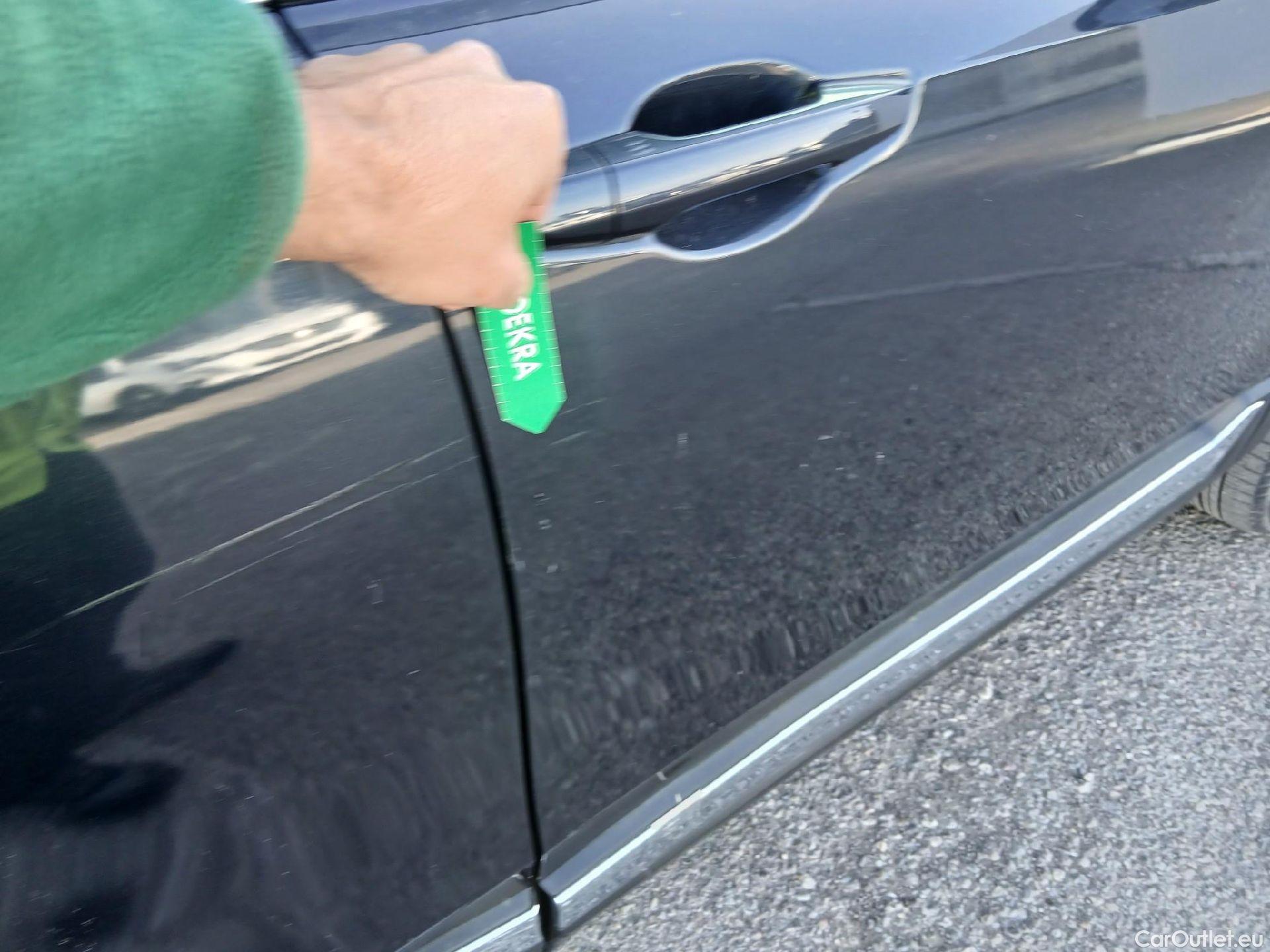  Honda  CR-V HONDA  / 2018 / 5P / todoterreno 2.0 i-MMD 4x2 ELEGANCE NAVI #25