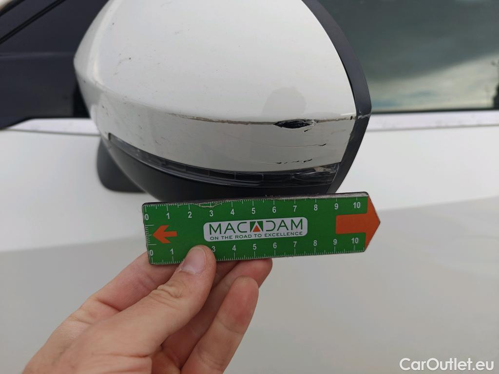  Nissan  Qashqai NISSAN  / 2021 / 5P / todoterreno DIG-T 103kW (140CV) mHEV 4x2 Acenta #31