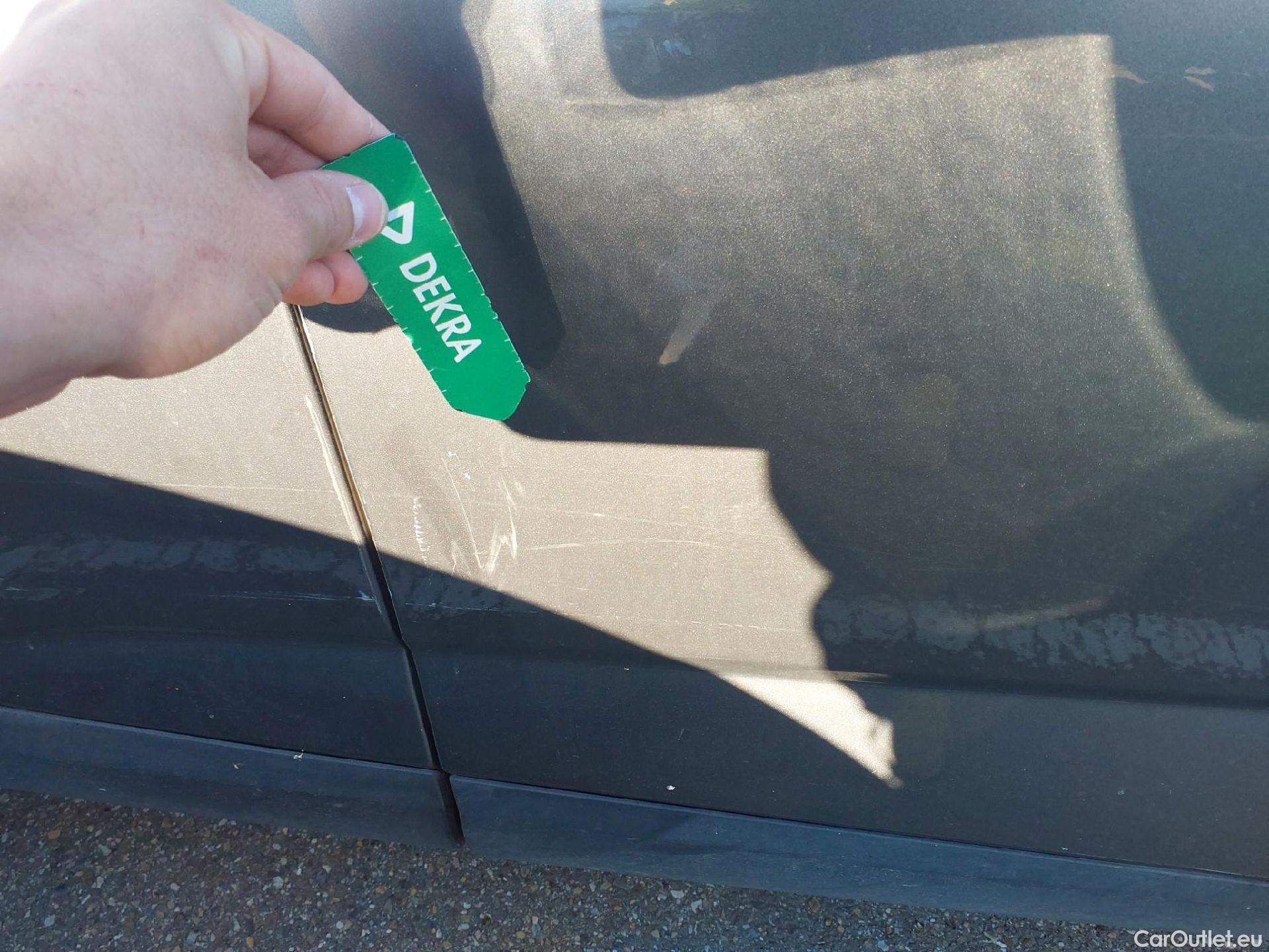  Nissan  Qashqai NISSAN  / 2021 / 5P / todoterreno DIG-T 116kW (158CV) mHEV Xtronic Acenta (AC) #30