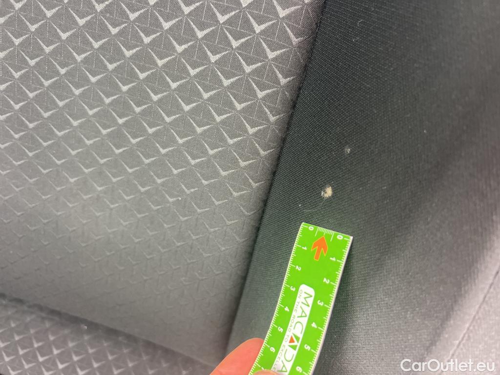  Nissan  Juke NISSAN  / 2019 / 5P / crossover DIG-T 84 kW (114 CV) 6M/T N-Connecta #4