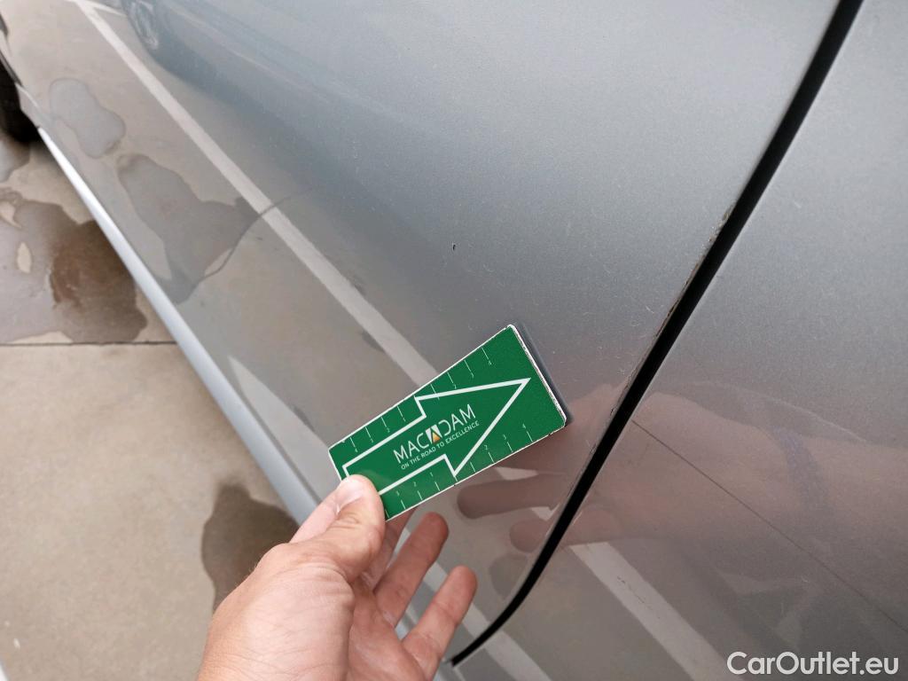  Mercedes  C-Klasse MERCEDES-BENZ Clase C / 2018 / 2P / coupé Coupé C 200 #11