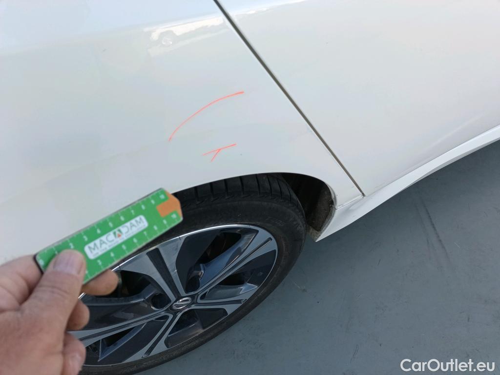  Nissan  Leaf NISSAN  / 2017 / 5P / berlina con portón 62kWh e+ Acenta #7