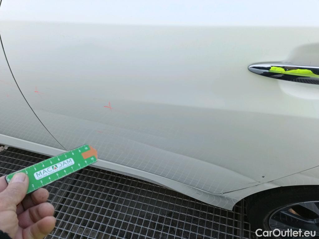  Nissan  Leaf NISSAN  / 2017 / 5P / berlina con portón 62kWh e+ Acenta #3