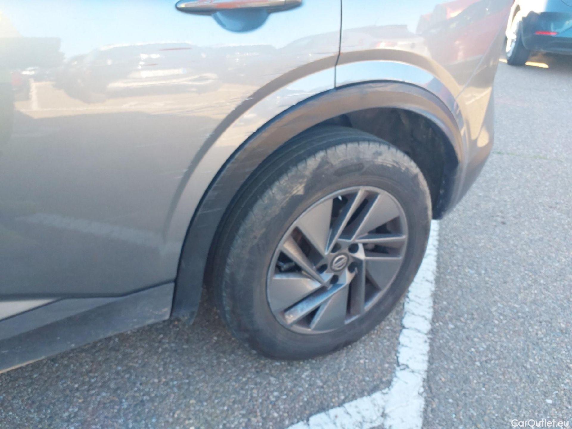  Nissan  Qashqai NISSAN  / 2021 / 5P / todoterreno DIG-T 116kW (158CV) mHEV Xtronic Acenta (AC) #19