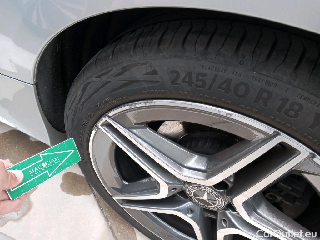  Mercedes  C-Klasse MERCEDES-BENZ Clase C / 2018 / 2P / coupé Coupé C 200 #5