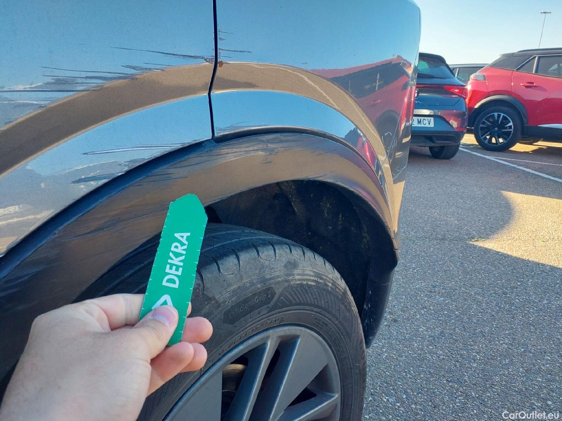  Nissan  Qashqai NISSAN  / 2021 / 5P / todoterreno DIG-T 116kW (158CV) mHEV Xtronic Acenta (AC) #14