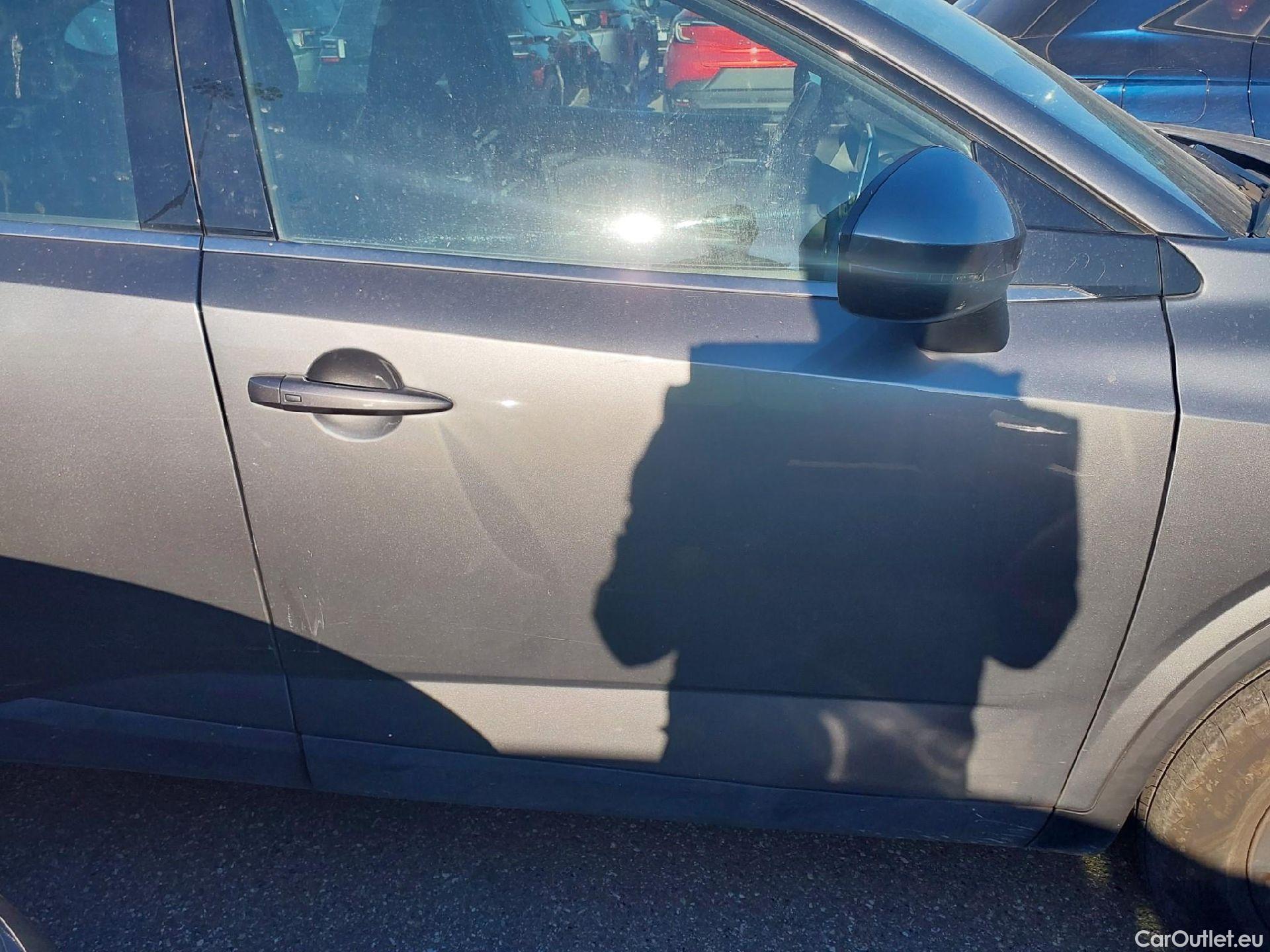  Nissan  Qashqai NISSAN  / 2021 / 5P / todoterreno DIG-T 116kW (158CV) mHEV Xtronic Acenta (AC) #29