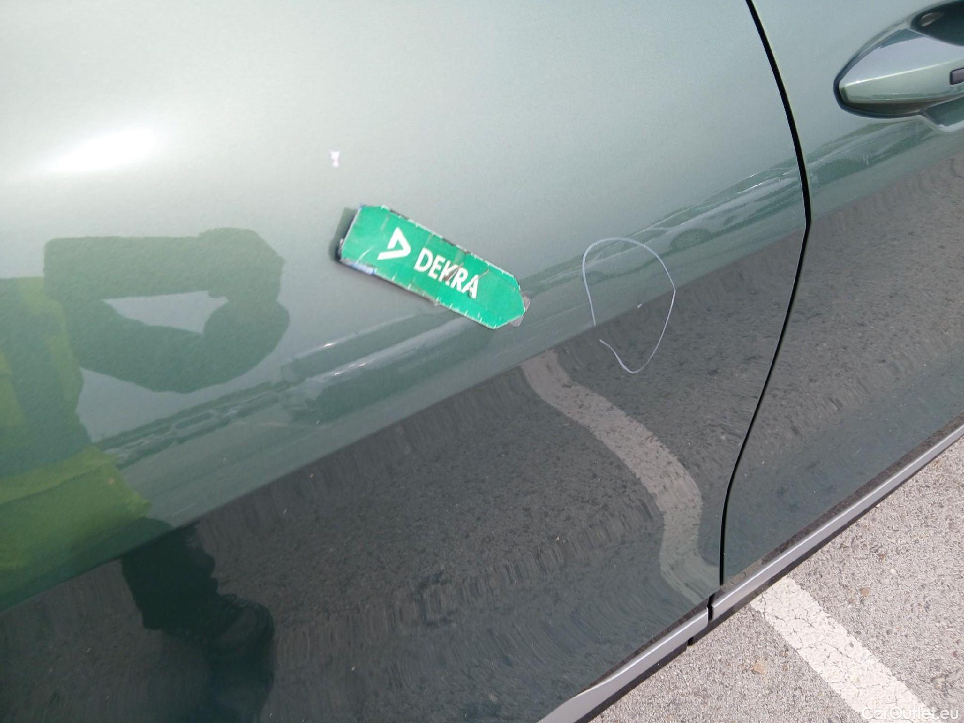  KIA  Sportage KIA  / 2022 / 5P / todoterreno 1.6 T-GDi HEV 171kW (230CV) Tech 4X4 #30