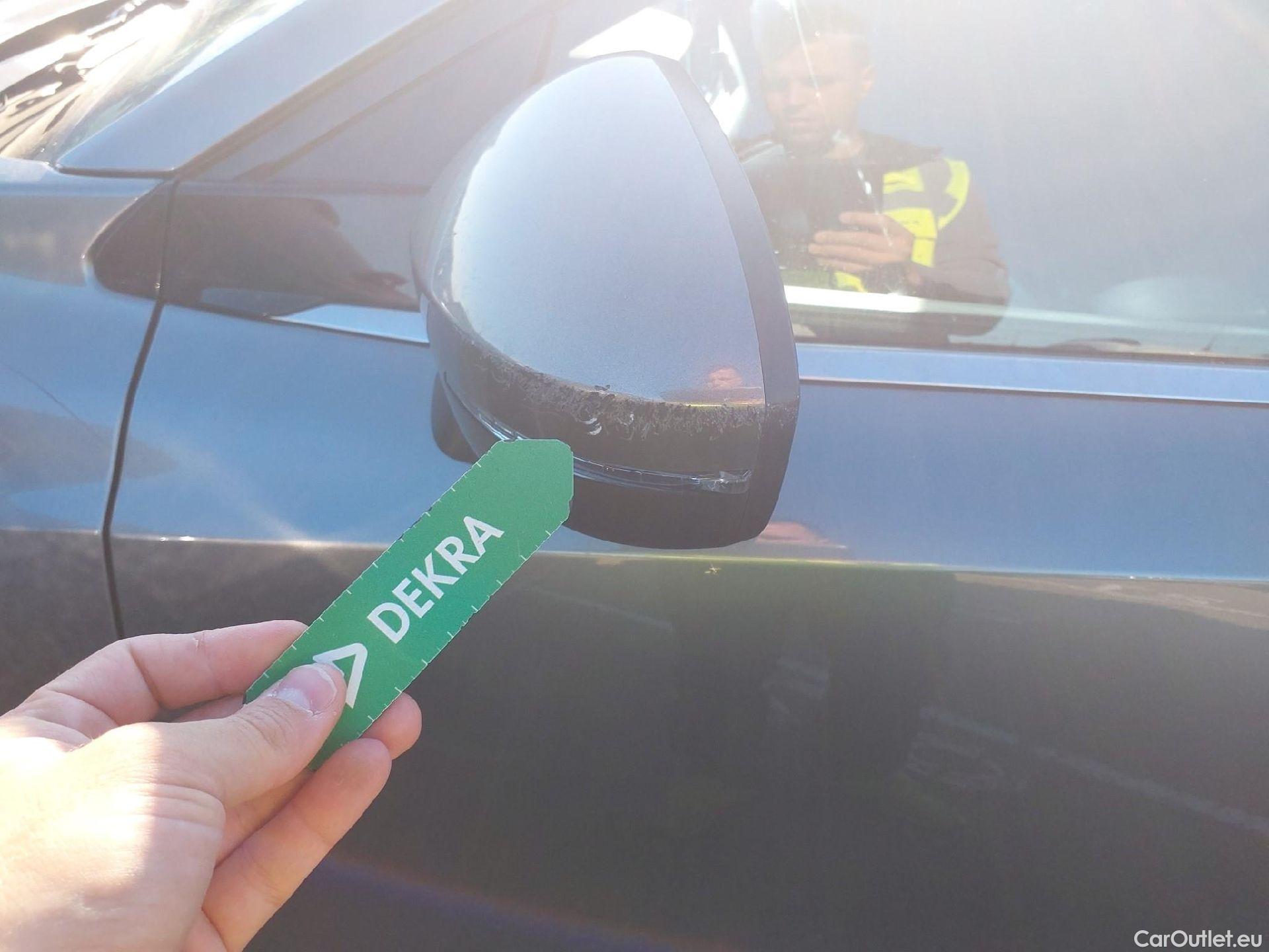  Nissan  Qashqai NISSAN  / 2021 / 5P / todoterreno DIG-T 116kW (158CV) mHEV Xtronic Acenta (AC) #3