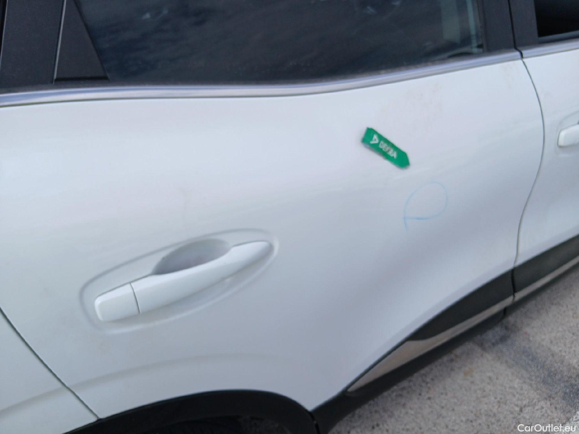  Renault  Kadjar RENAULT  / 2019 / 5P / crossover Limited Blue dCi 85kW (115CV)(SP) #21