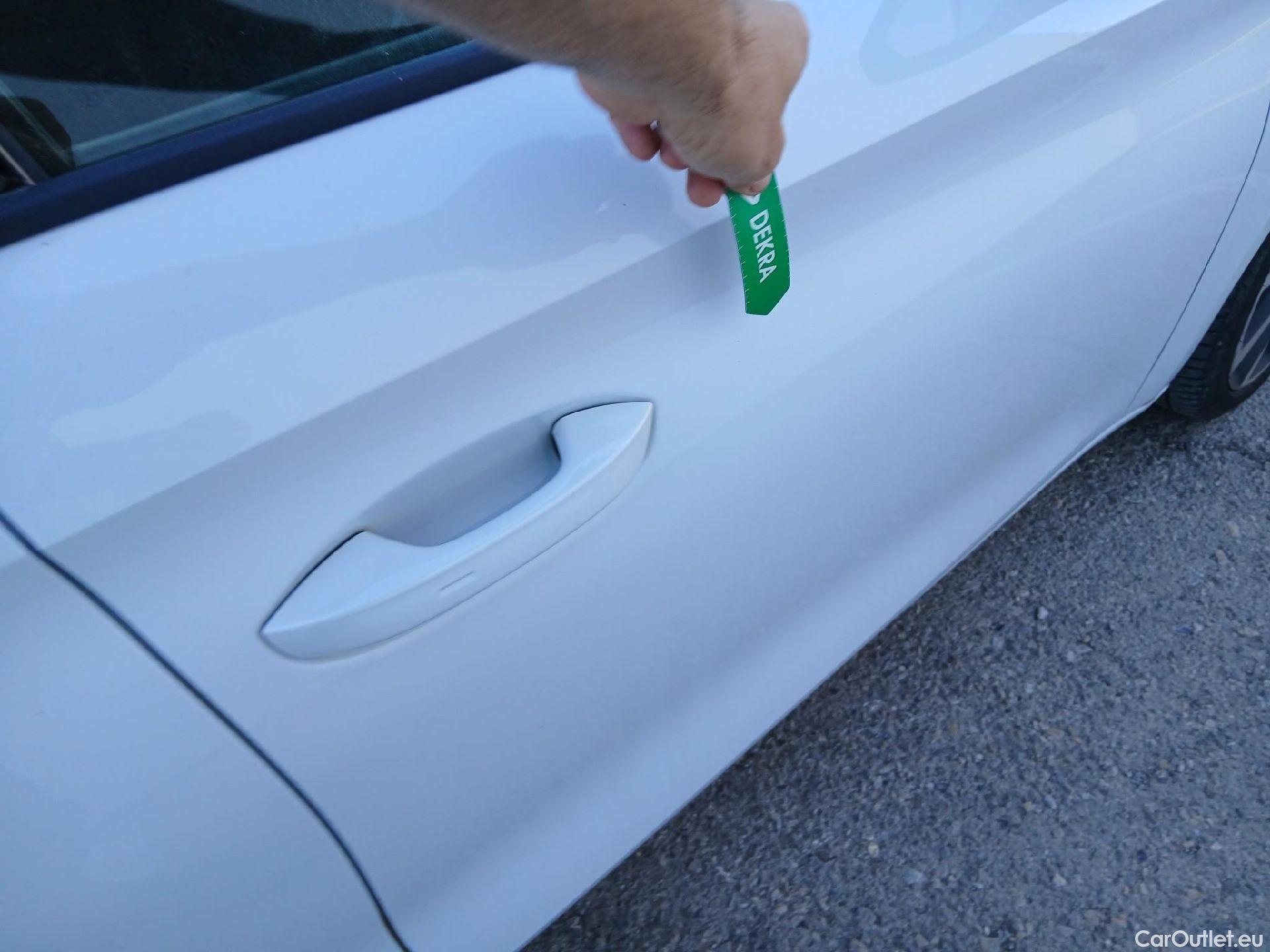  Seat  Leon SEAT Nuevo León / 2020 / 5P / familiar SP 2.0 TDI 110kW DSG S&S FR Go L(SP) #9