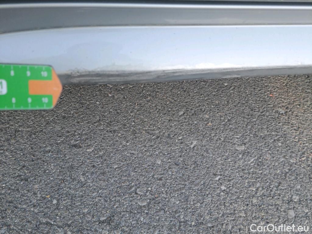  Toyota  Corolla TOYOTA  / 2019 / 5P / familiar 1.8 125H ACTIVE TECH E-CVT TOU SPORT #16