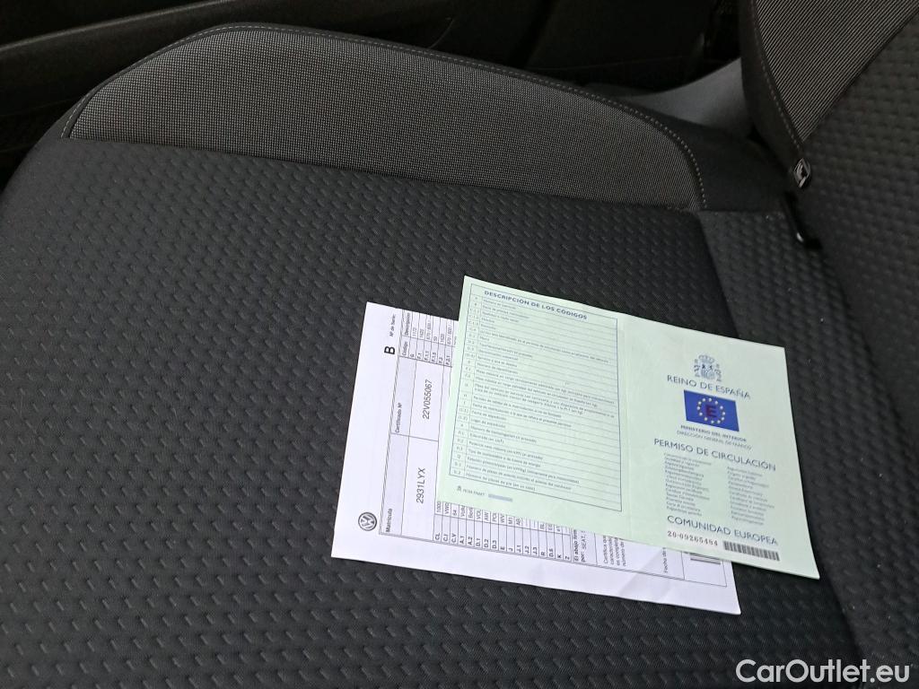  Volkswagen  Polo VOLKSWAGEN  / 2021 / 5P / berlina con portón Life 1.0 TSI 70kW (95CV) #2