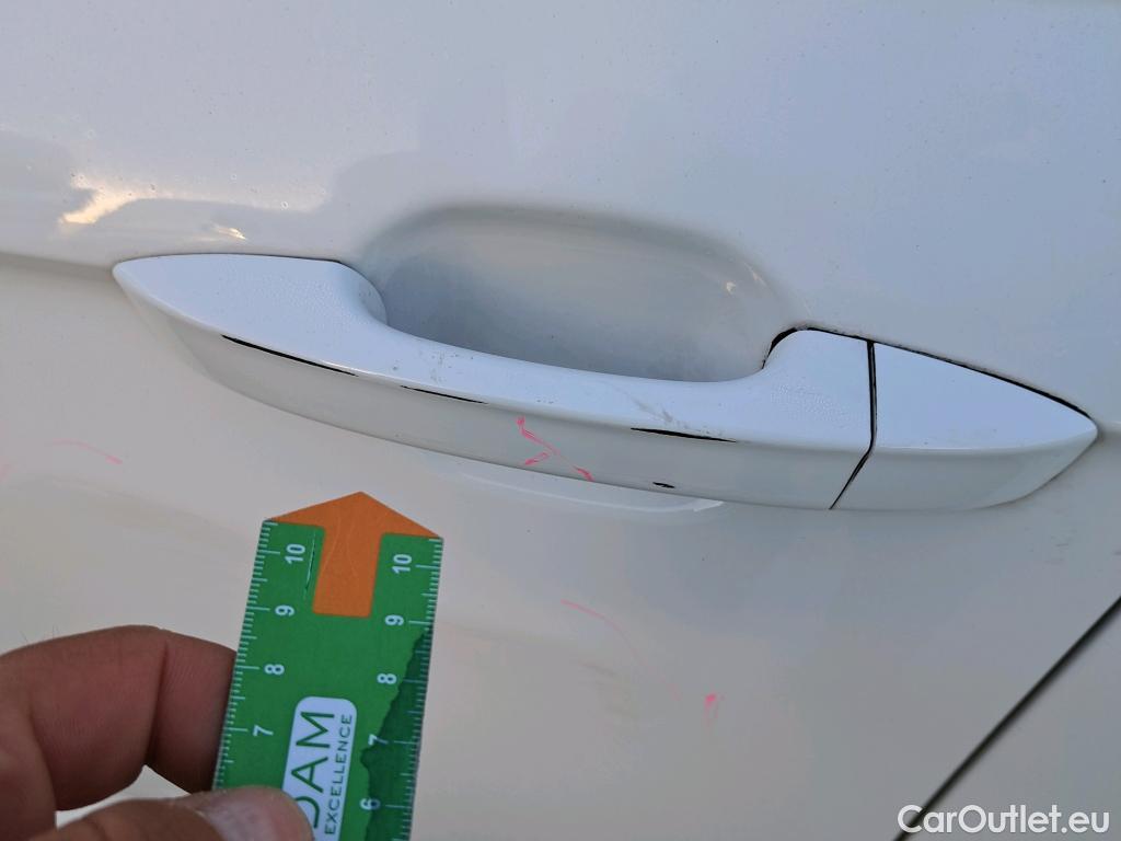  Volkswagen  Polo VOLKSWAGEN  / 2021 / 5P / berlina con portón Life 1.0 TSI 70kW (95CV) #18