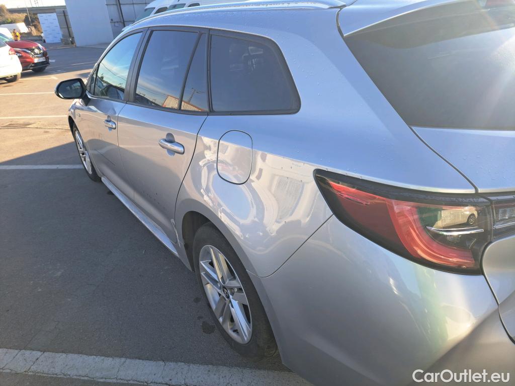  Toyota  Corolla TOYOTA  / 2019 / 5P / familiar 1.8 125H ACTIVE TECH E-CVT TOU SPORT #24