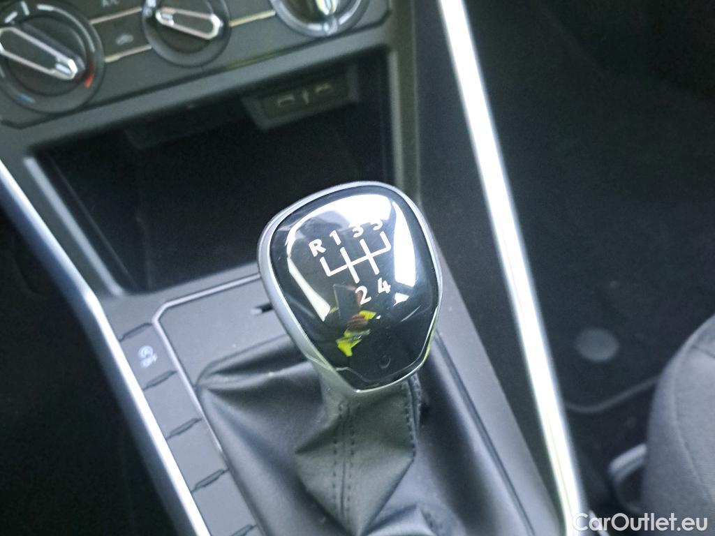  Volkswagen  Polo VOLKSWAGEN  / 2021 / 5P / berlina con portón Life 1.0 TSI 70kW (95CV) #5