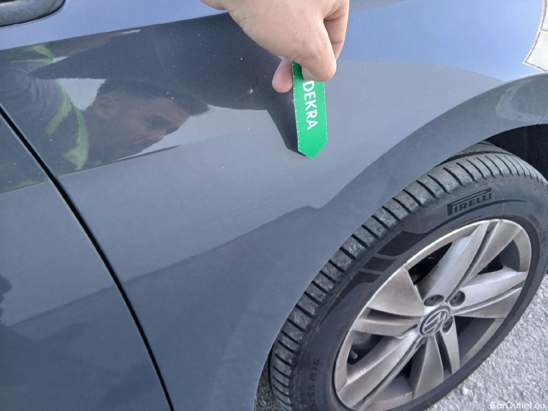  Volkswagen  Golf  VOLKSWAGEN / 2020 / 5P / familiar Life 2.0 TDI 85kW (115CV) Variant #28