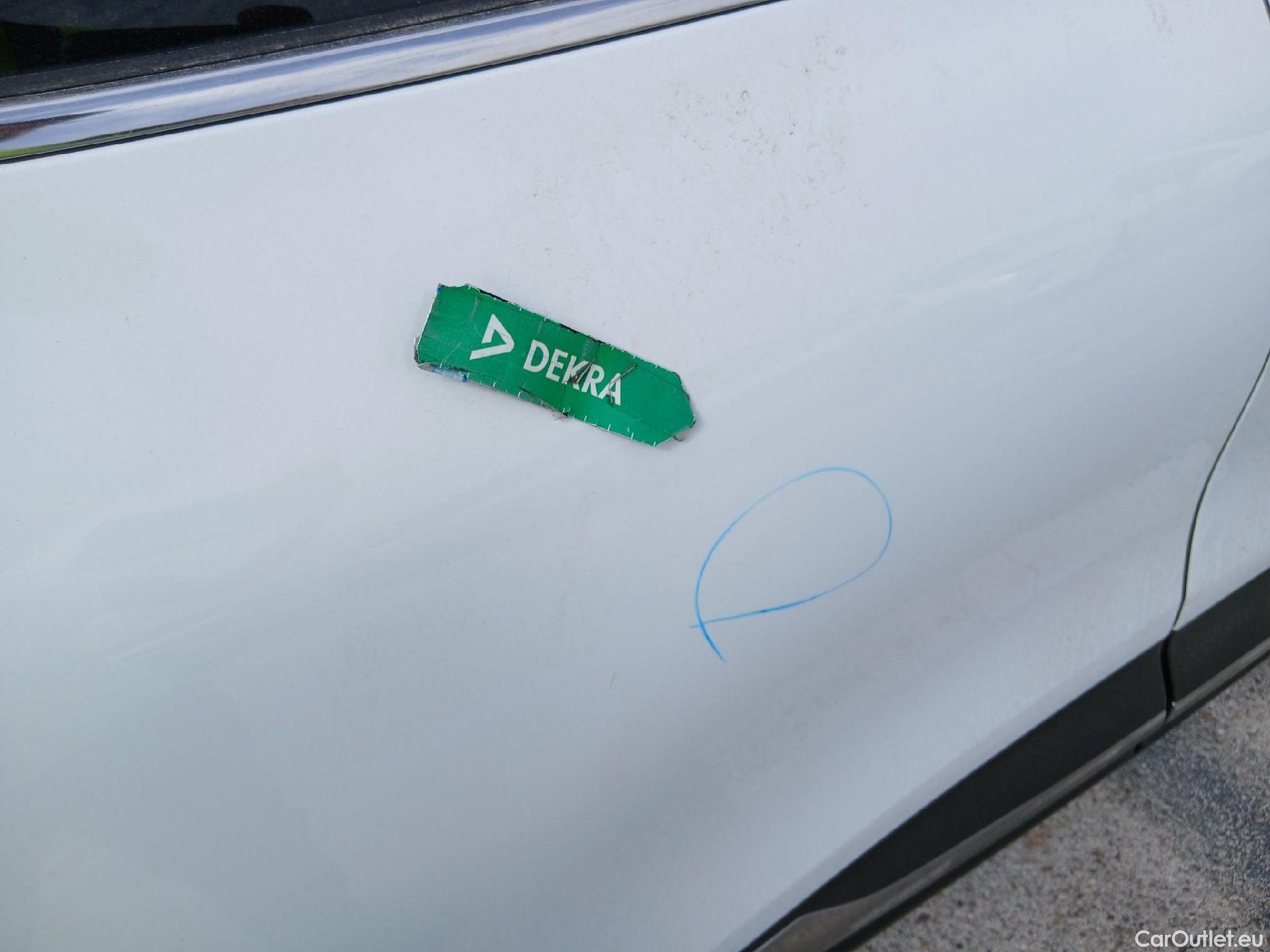  Renault  Kadjar RENAULT  / 2019 / 5P / crossover Limited Blue dCi 85kW (115CV)(SP) #20