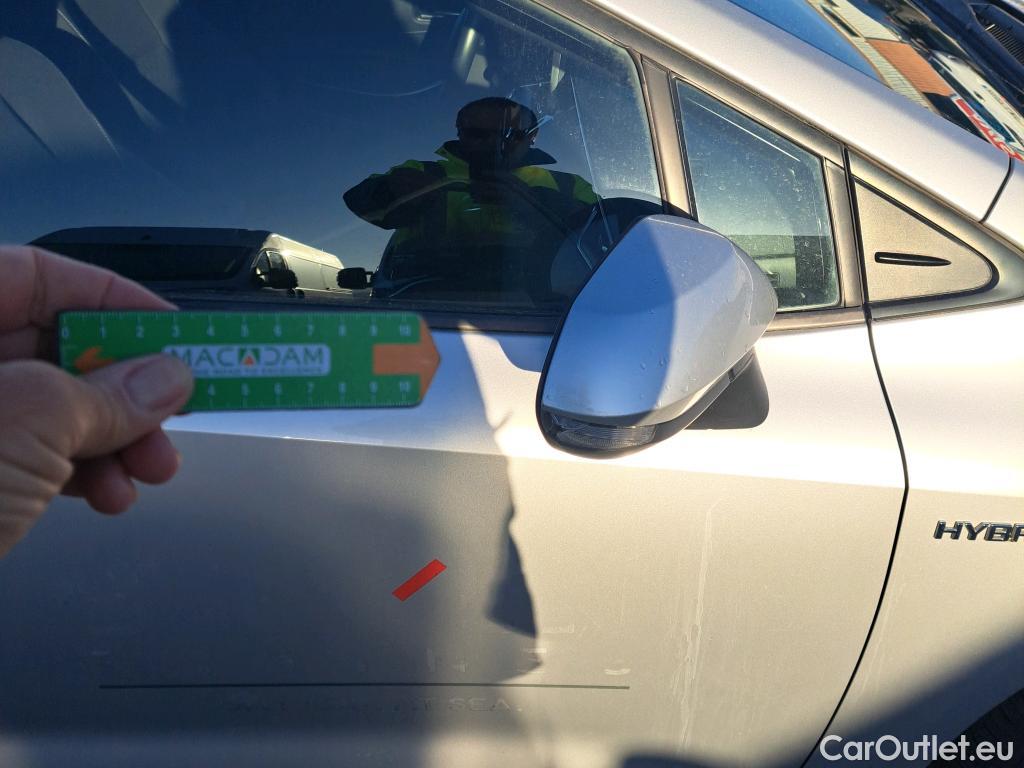  Toyota  Corolla TOYOTA  / 2019 / 5P / familiar 1.8 125H ACTIVE TECH E-CVT TOU SPORT #5