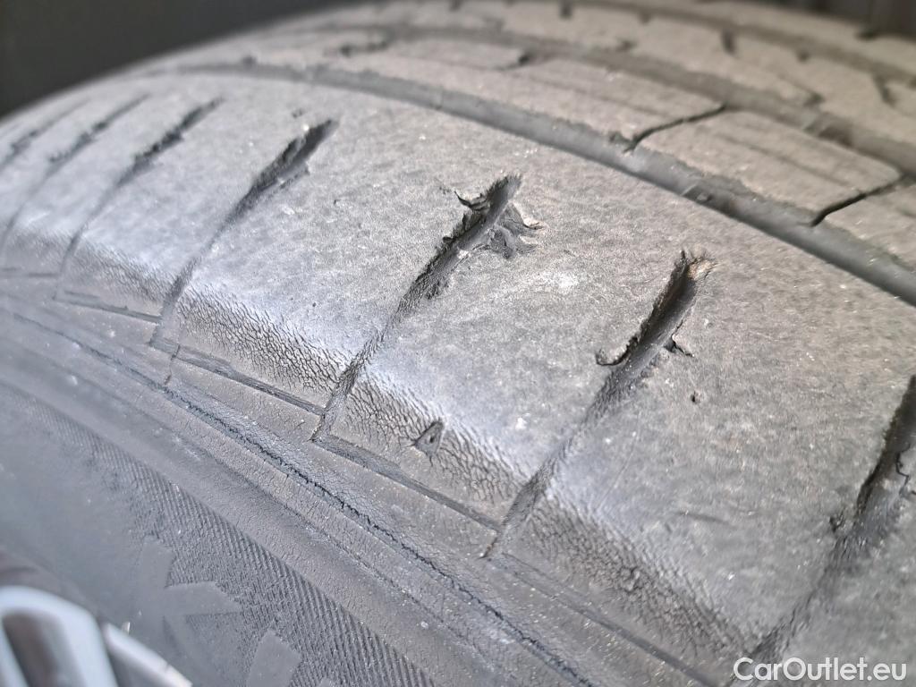  Volkswagen  Polo VOLKSWAGEN  / 2021 / 5P / berlina con portón Life 1.0 TSI 70kW (95CV) #10