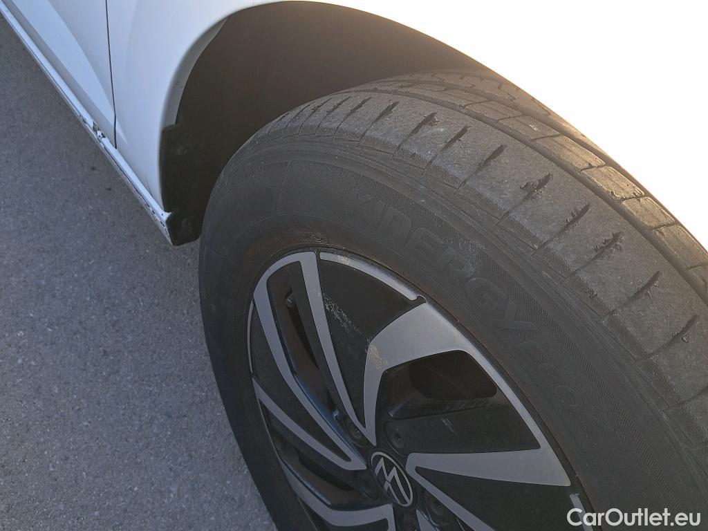  Volkswagen  Polo VOLKSWAGEN  / 2021 / 5P / berlina con portón Life 1.0 TSI 70kW (95CV) #9