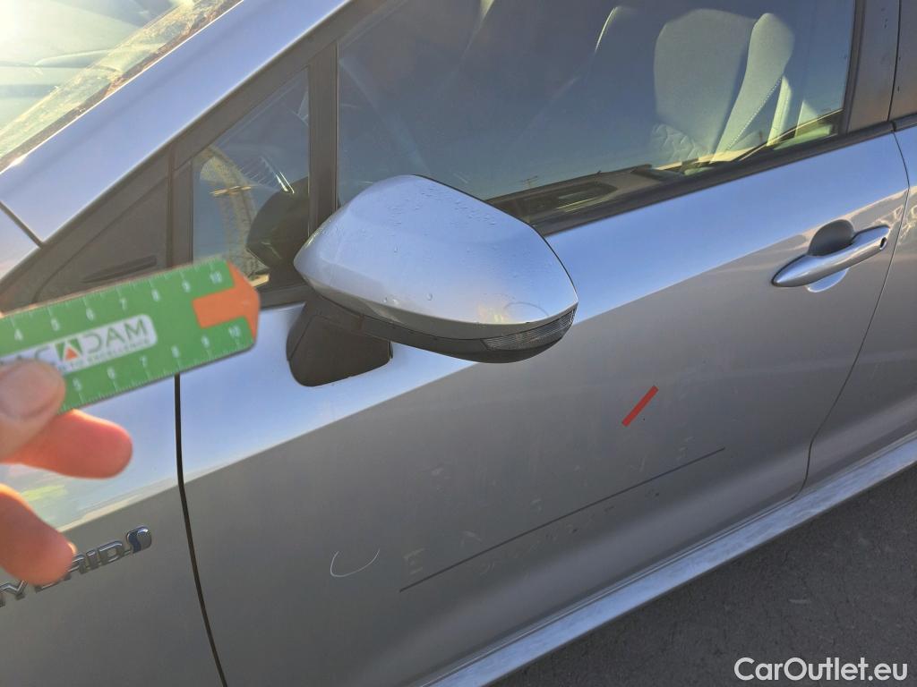  Toyota  Corolla TOYOTA  / 2019 / 5P / familiar 1.8 125H ACTIVE TECH E-CVT TOU SPORT #31