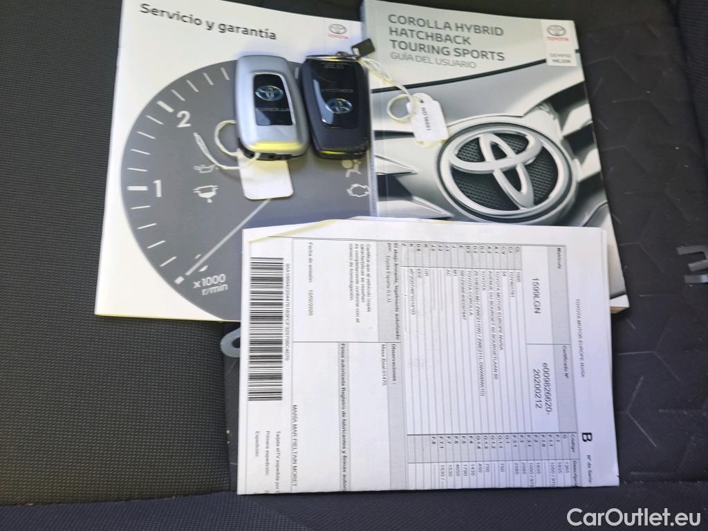  Toyota  Corolla TOYOTA  / 2019 / 5P / familiar 1.8 125H ACTIVE TECH E-CVT TOU SPORT #21