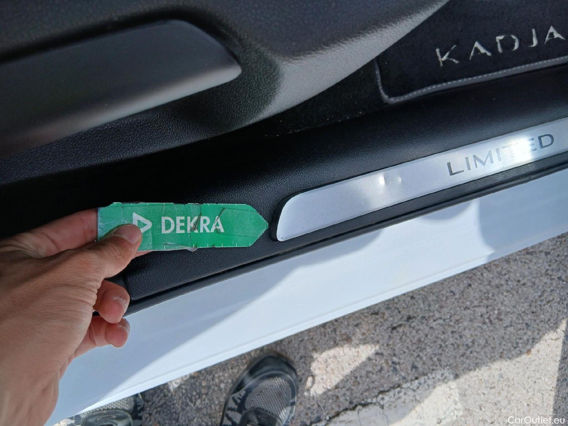  Renault  Kadjar RENAULT  / 2019 / 5P / crossover Limited Blue dCi 85kW (115CV)(SP) #28