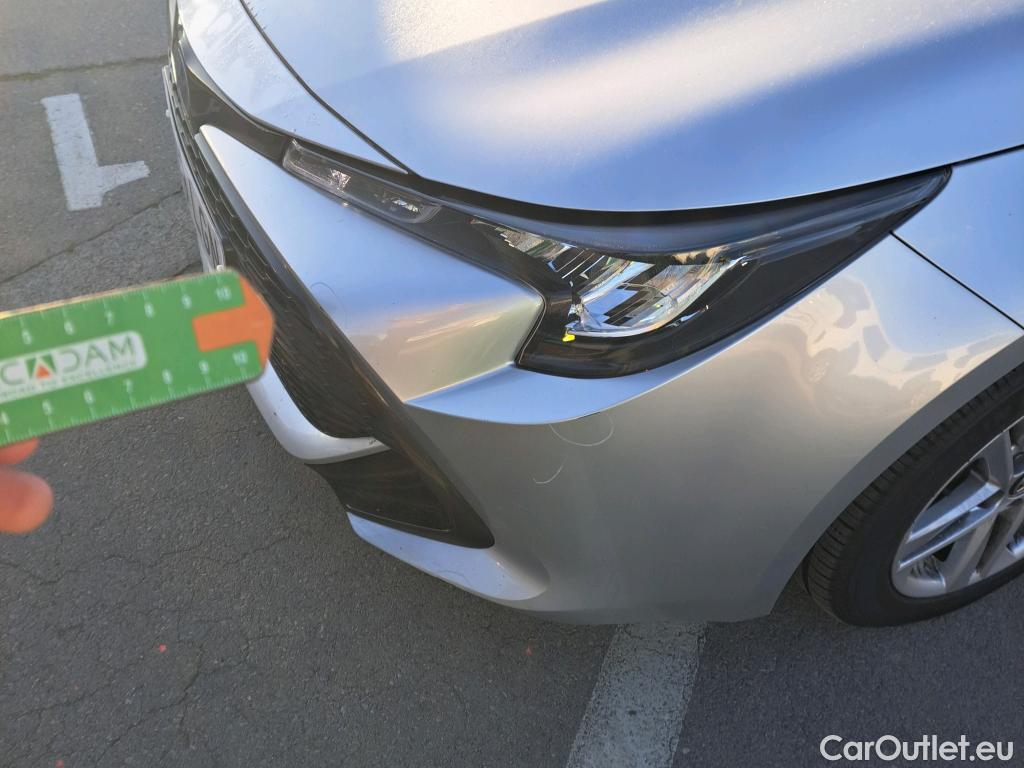  Toyota  Corolla TOYOTA  / 2019 / 5P / familiar 1.8 125H ACTIVE TECH E-CVT TOU SPORT #25