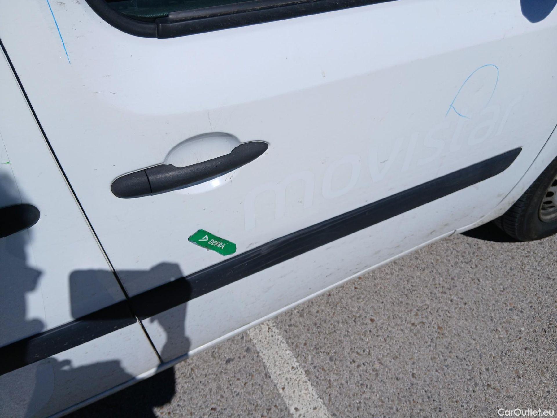  Renault  Kangoo RENAULT  Furgón/2013/3P/furgón derivado de turismo Profesional dCi 55 kW (75 CV) #31