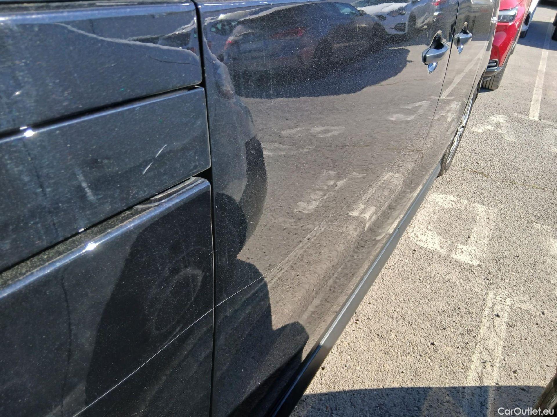  Opel  Vivaro OPEL  / 2019 / 4P / combi 1.5 Diésel 88kW (120CV) L Std Express #29