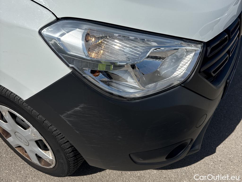  Dacia  Dokker DACIA  / 2013 / 4P / furgón derivado de turismo Van Essential 1.6 75kW (100CV) GLP #30