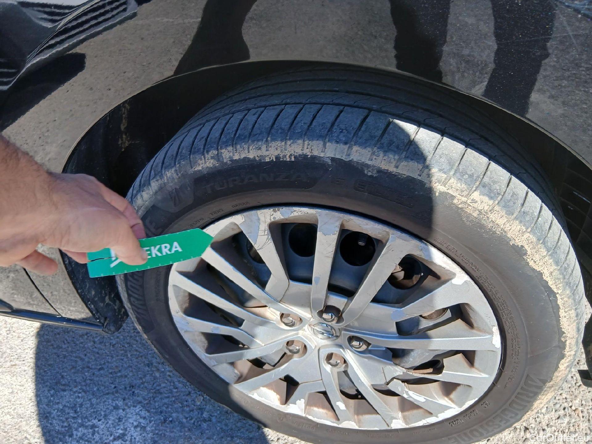  Opel  Vivaro OPEL  / 2019 / 4P / combi 1.5 Diésel 88kW (120CV) L Std Express #41