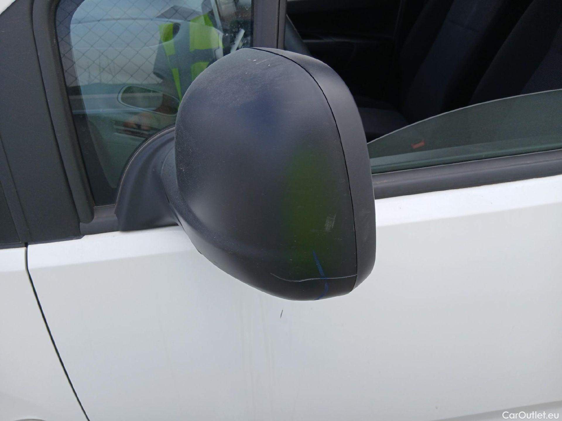  Citroen  Berlingo CITROEN  / 2018 / 4P / furgón derivado de turismo Talla M BlueHDi 100 CLUB #12