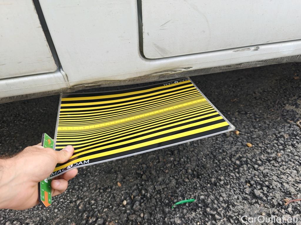  Nissan  NV400 NISSAN  / 2011 / 4P / furgón L2H2 3,5T 2.3dCi 99kW FWD Comfort #ISOTERMO# #18