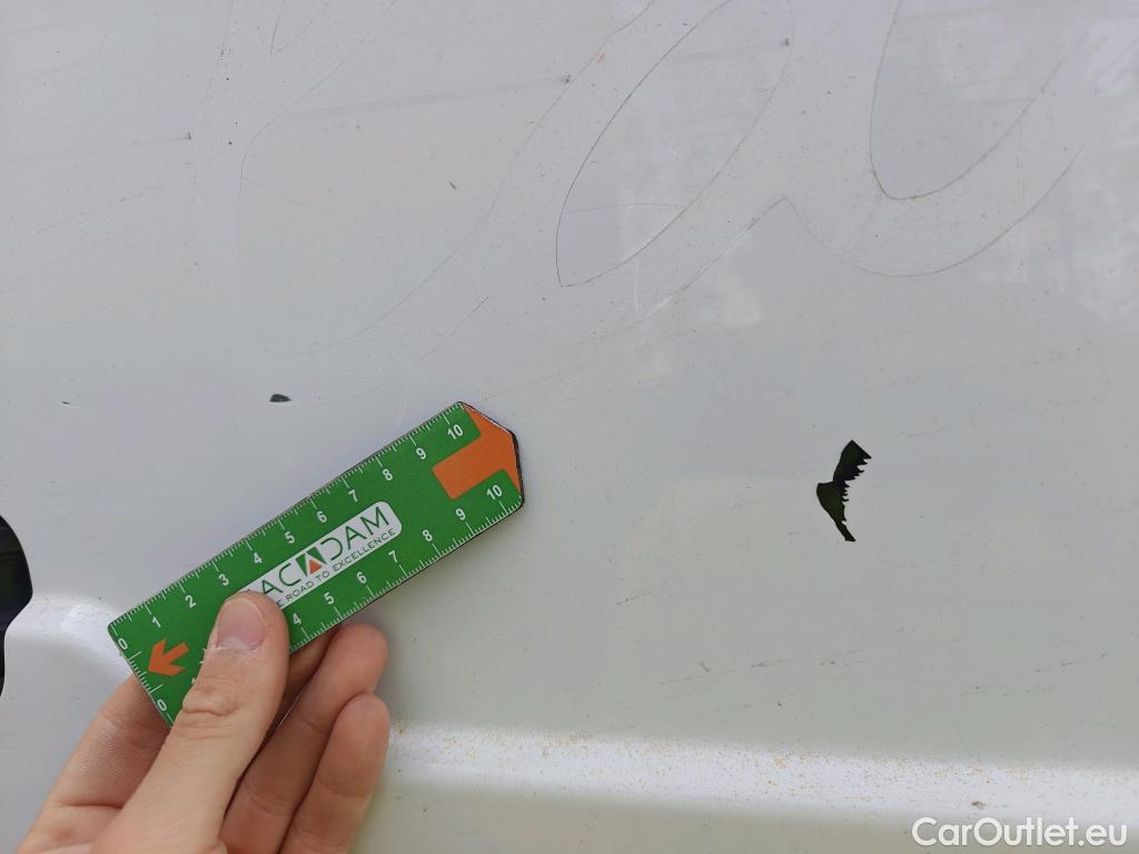  Nissan  NV400 NISSAN  / 2011 / 4P / furgón L2H2 3,5T 2.3dCi 99kW FWD Comfort #ISOTERMO# #30